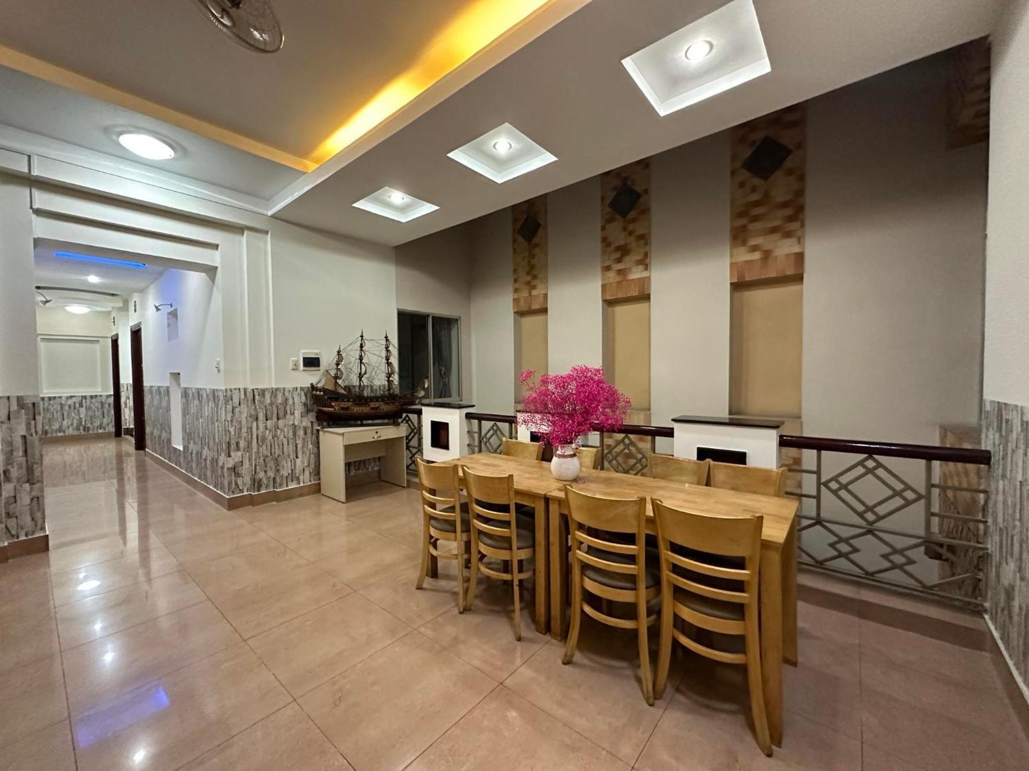 Comfort In Quan 5 TP. Hồ Chí Minh